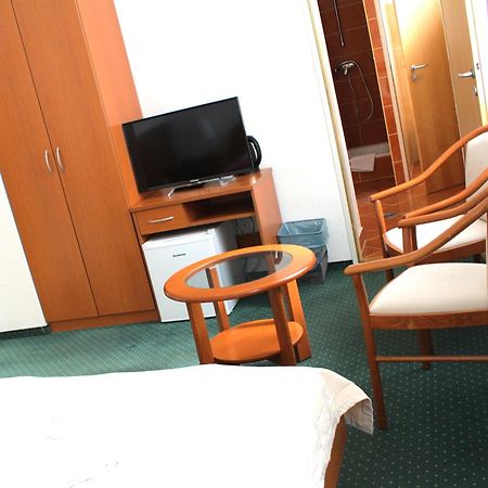 Broadway City Guesthouse Budapest Exterior foto