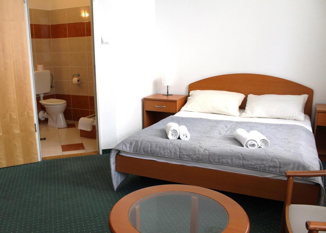 Broadway City Guesthouse Budapest Exterior foto