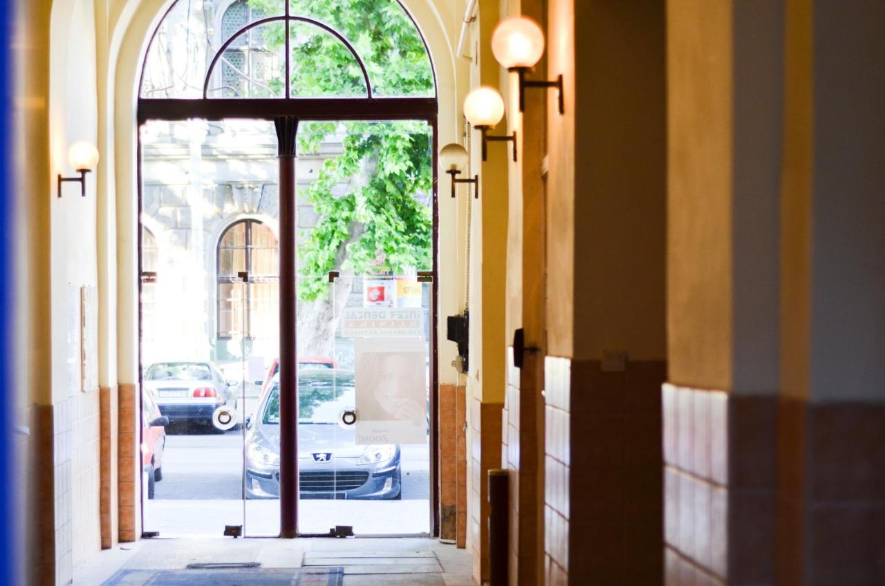 Broadway City Guesthouse Budapest Exterior foto